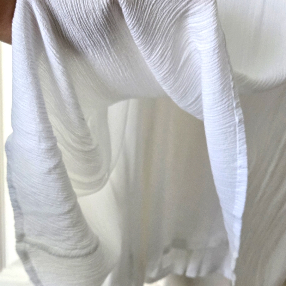 White Sleeveless Top with Navy Fringe Detail - Picture 3 of 3
